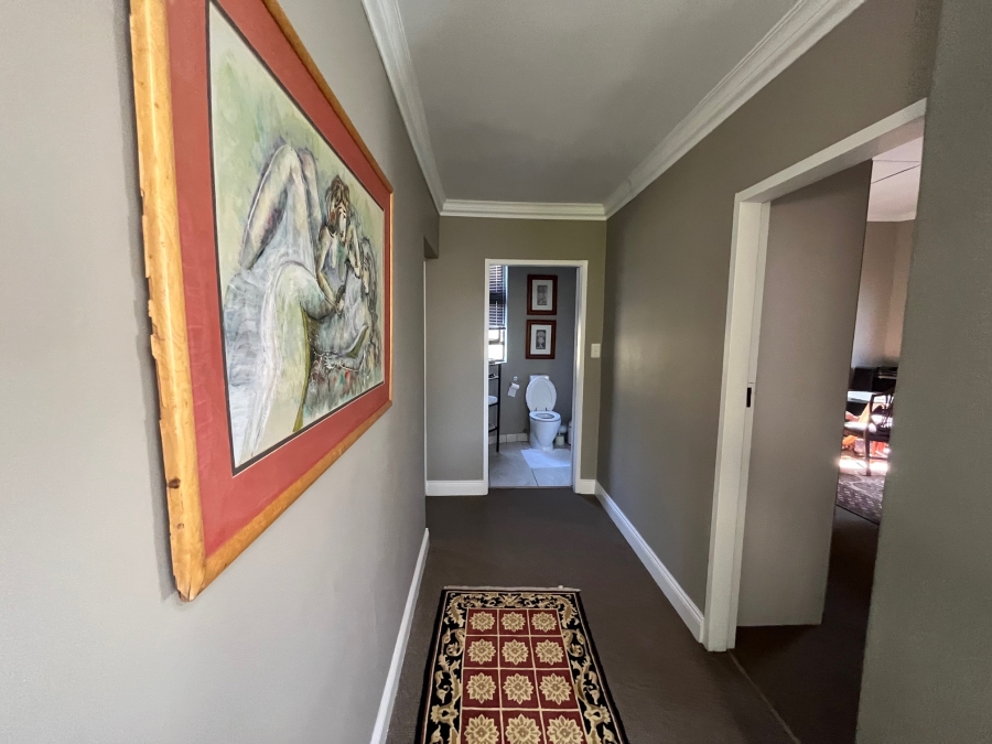 To Let 3 Bedroom Property for Rent in Waterkloof Ridge Gauteng