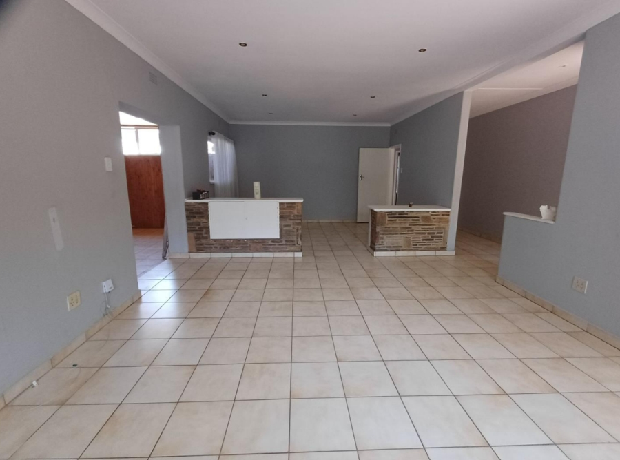 3 Bedroom Property for Sale in Mulbarton Gauteng