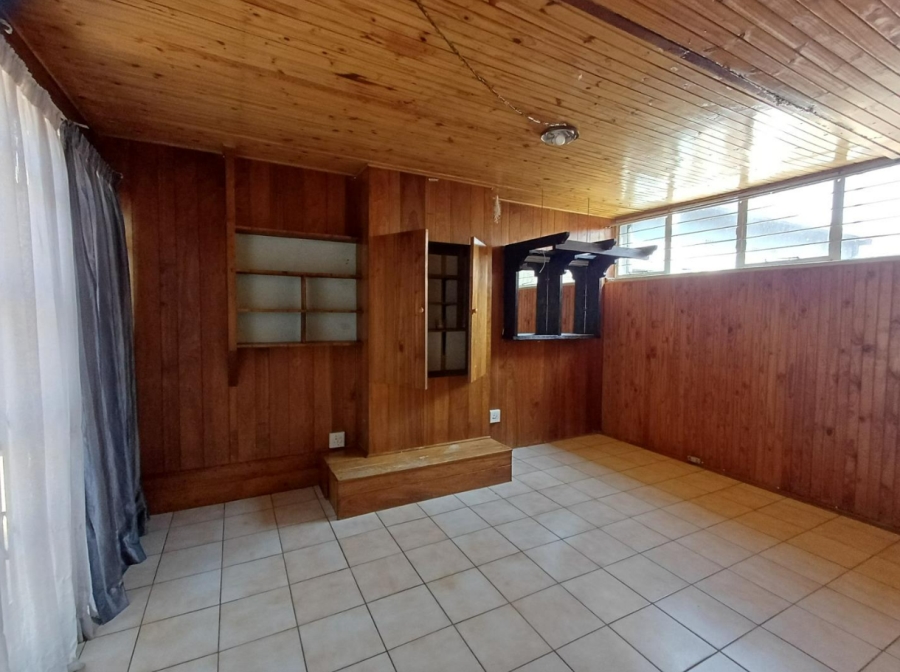 3 Bedroom Property for Sale in Mulbarton Gauteng