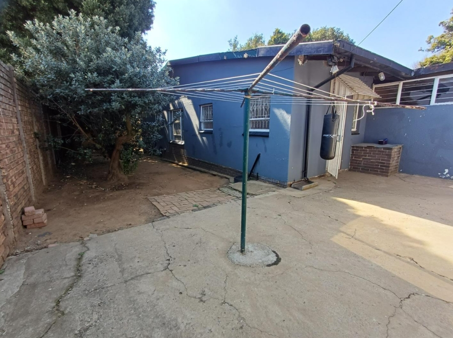 3 Bedroom Property for Sale in Mulbarton Gauteng