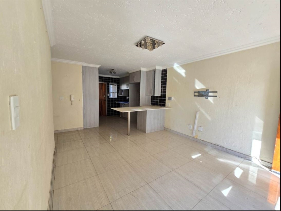 3 Bedroom Property for Sale in Glenanda Gauteng