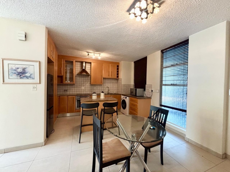 To Let 2 Bedroom Property for Rent in Sandown Gauteng