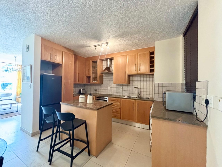 To Let 2 Bedroom Property for Rent in Sandown Gauteng