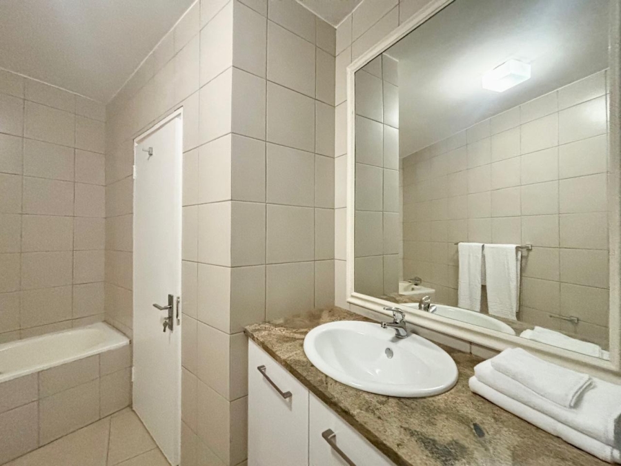 To Let 2 Bedroom Property for Rent in Sandown Gauteng