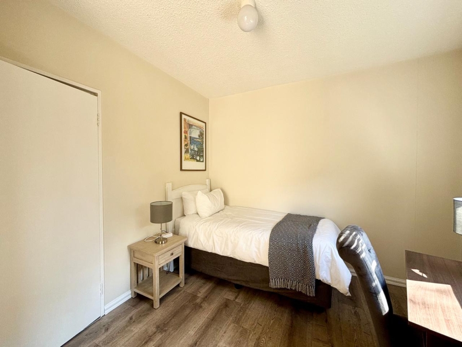 To Let 2 Bedroom Property for Rent in Sandown Gauteng