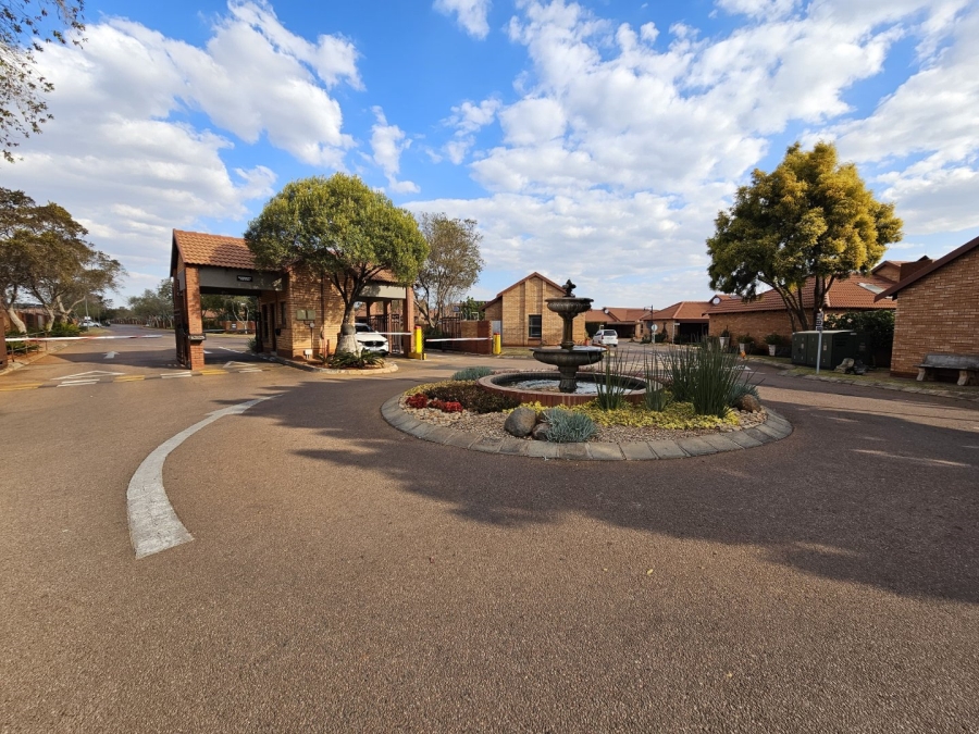 1 Bedroom Property for Sale in Montana Gauteng