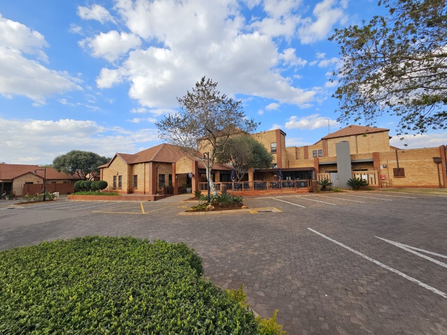 1 Bedroom Property for Sale in Montana Gauteng