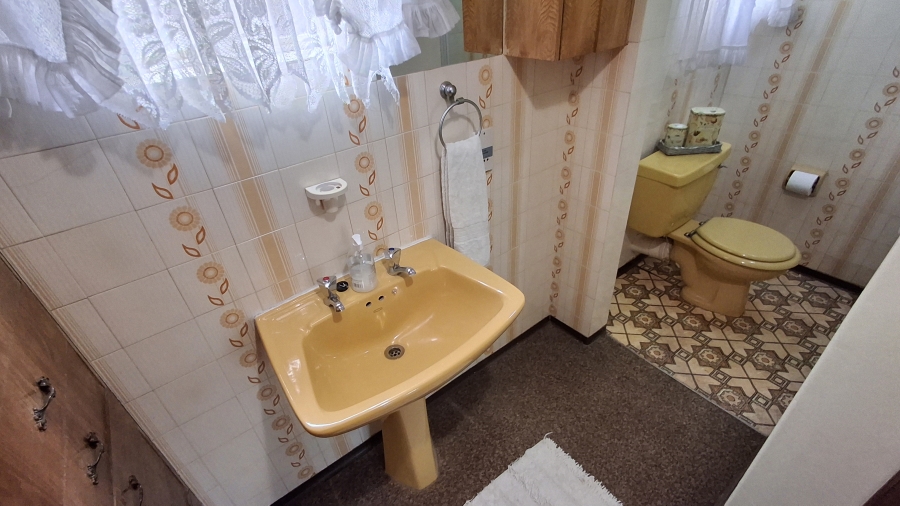 4 Bedroom Property for Sale in Pretoria Gardens Gauteng