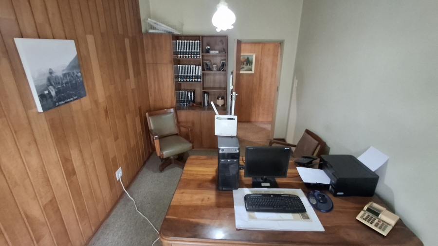 4 Bedroom Property for Sale in Pretoria Gardens Gauteng