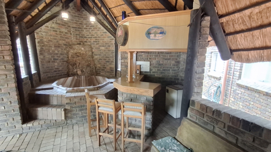 4 Bedroom Property for Sale in Pretoria Gardens Gauteng