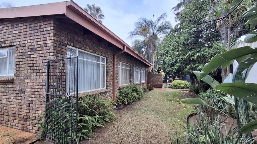 4 Bedroom Property for Sale in Pretoria Gardens Gauteng
