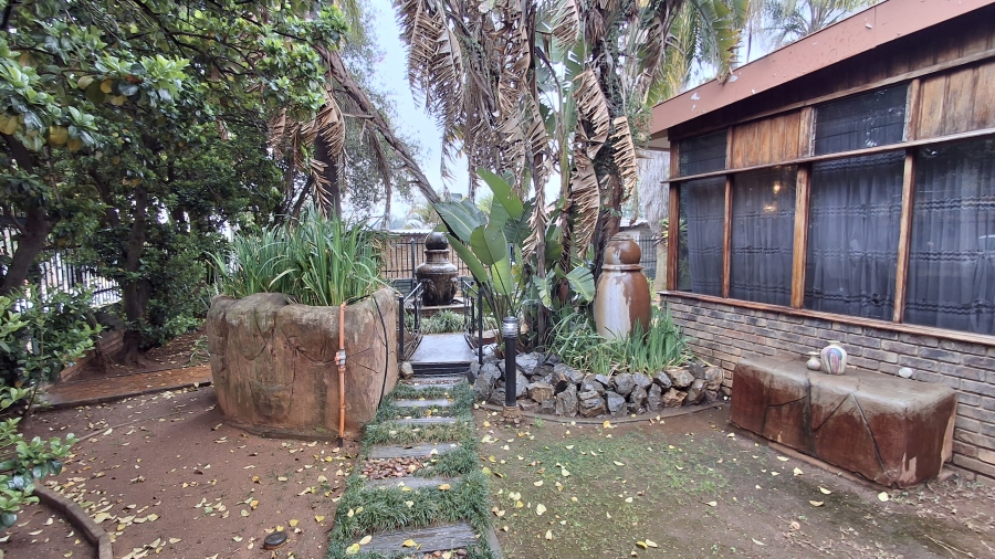 4 Bedroom Property for Sale in Pretoria Gardens Gauteng