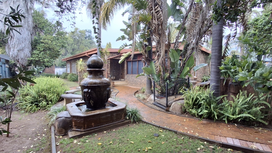 4 Bedroom Property for Sale in Pretoria Gardens Gauteng
