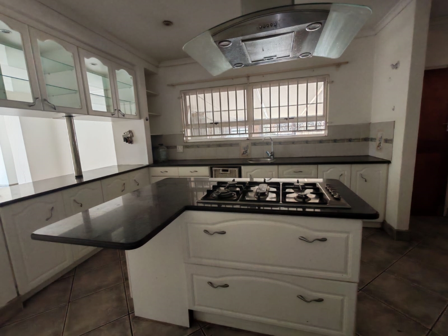 To Let 6 Bedroom Property for Rent in Florauna Gauteng