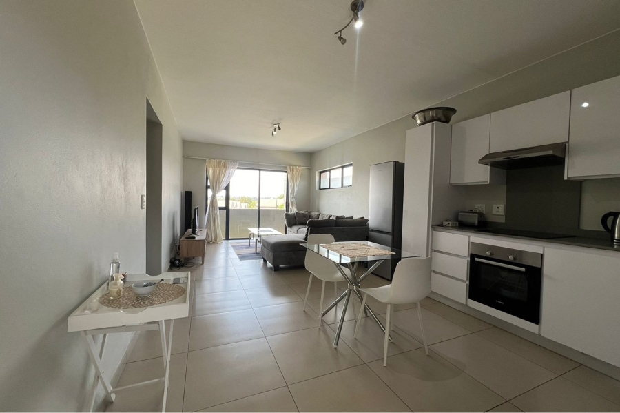 To Let 2 Bedroom Property for Rent in North Riding Gauteng
