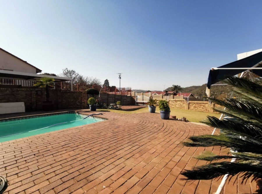 4 Bedroom Property for Sale in Alan Manor Gauteng