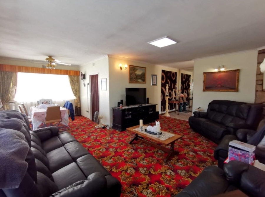 4 Bedroom Property for Sale in Alan Manor Gauteng