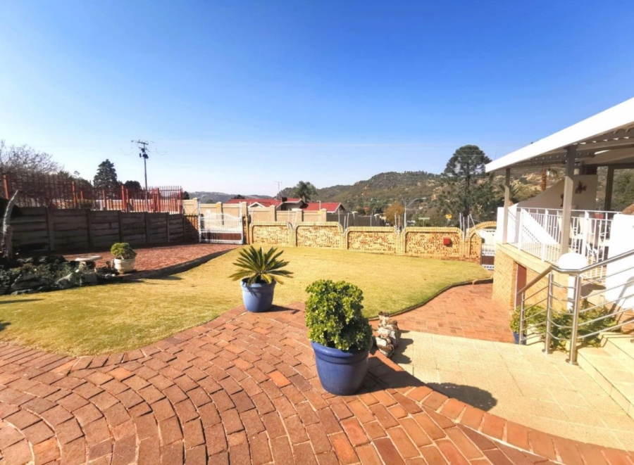 4 Bedroom Property for Sale in Alan Manor Gauteng