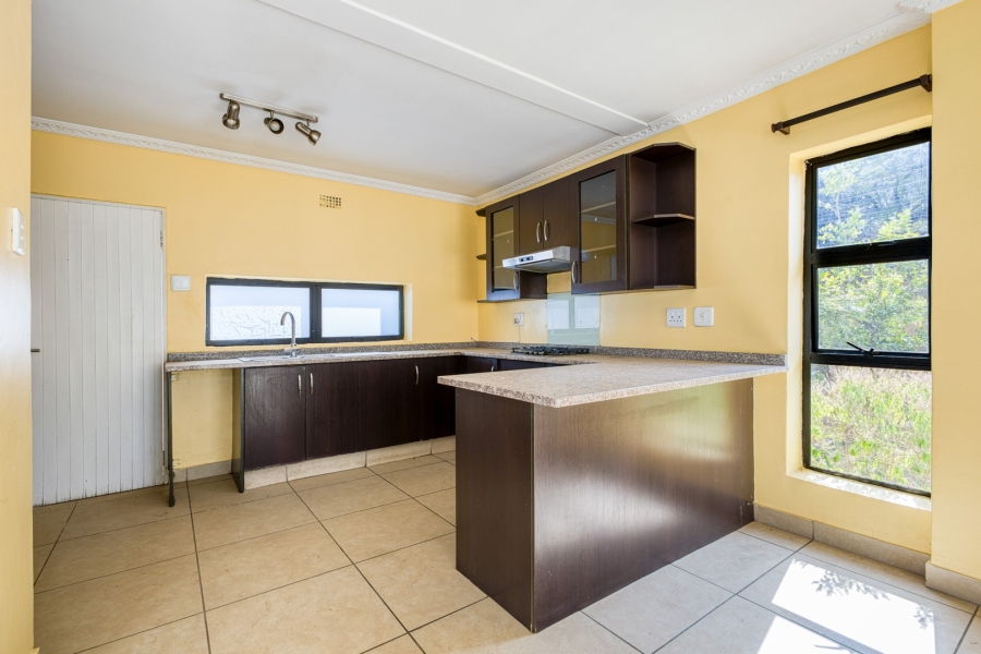 To Let 3 Bedroom Property for Rent in Cedar Creek Gauteng