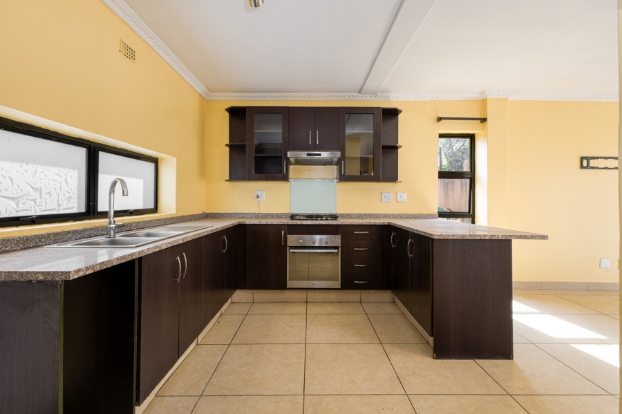 To Let 3 Bedroom Property for Rent in Cedar Creek Gauteng