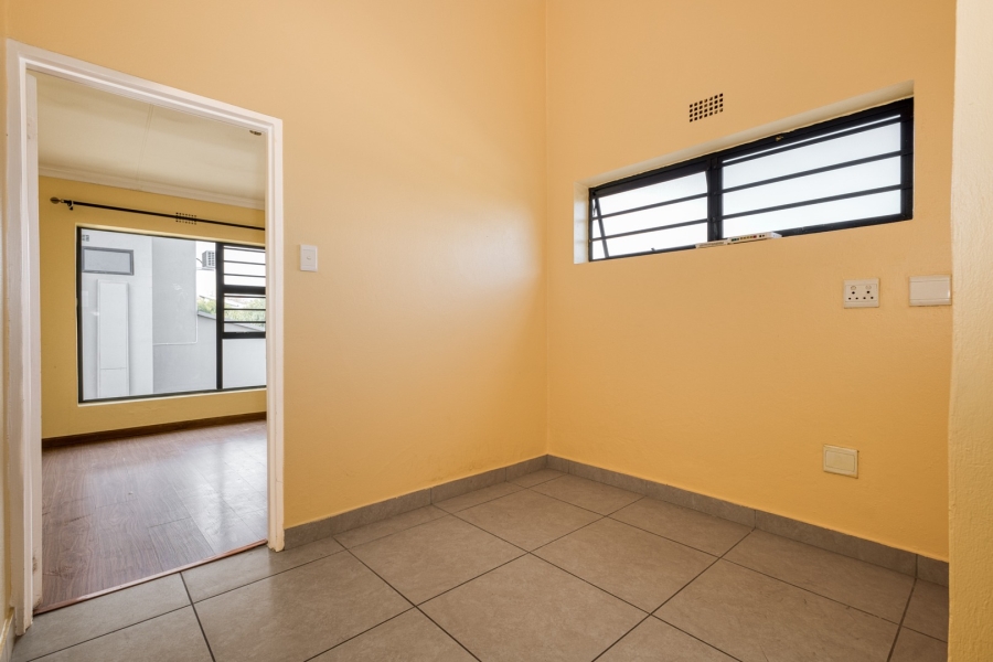 To Let 3 Bedroom Property for Rent in Cedar Creek Gauteng