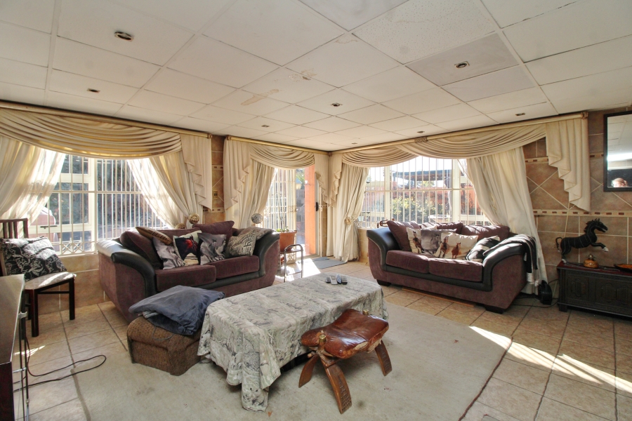 4 Bedroom Property for Sale in Marlands Gauteng