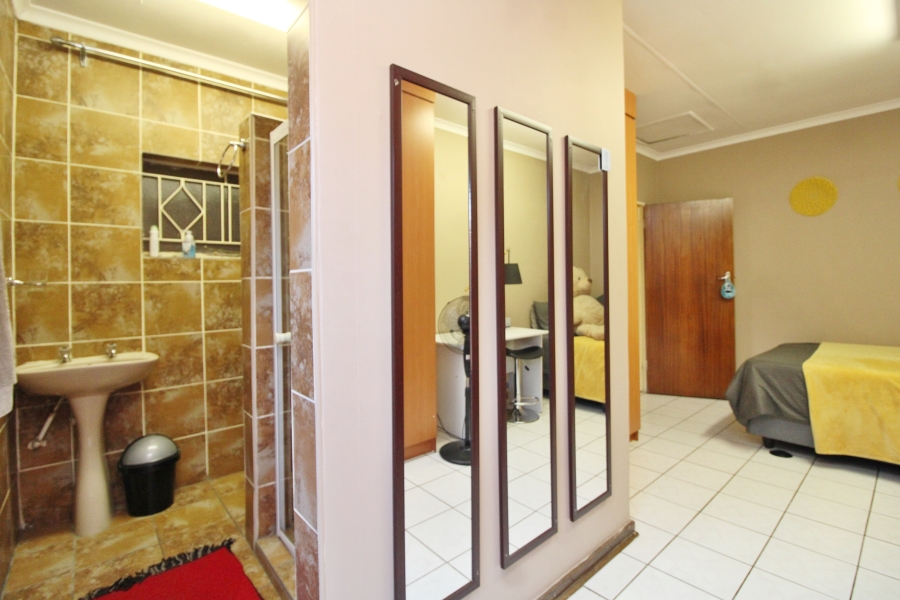 4 Bedroom Property for Sale in Marlands Gauteng