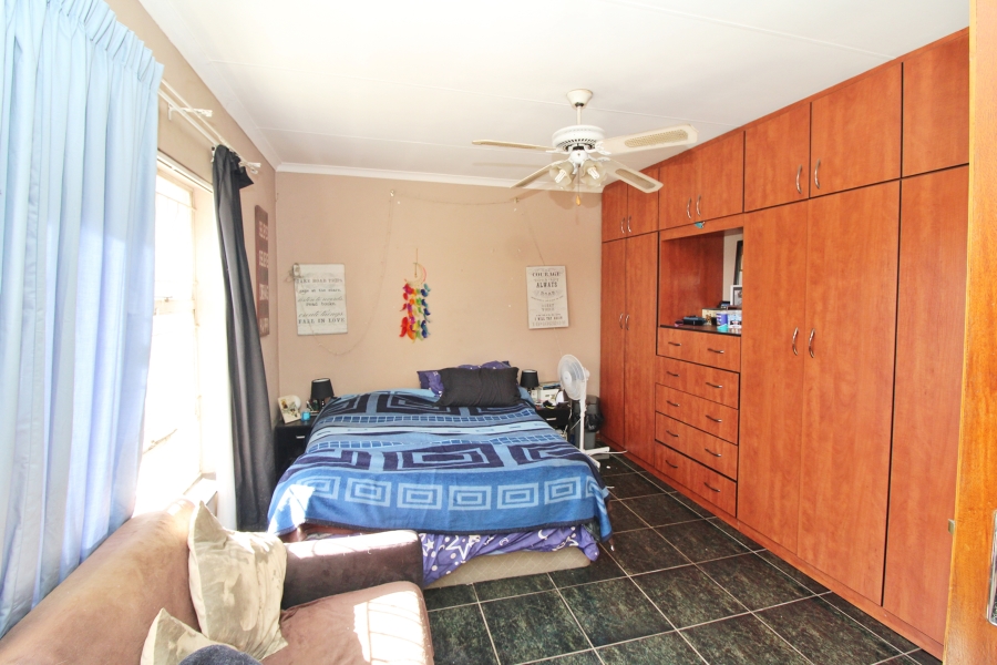 4 Bedroom Property for Sale in Marlands Gauteng