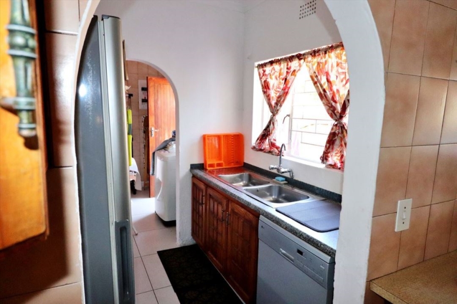 9 Bedroom Property for Sale in Edleen Gauteng