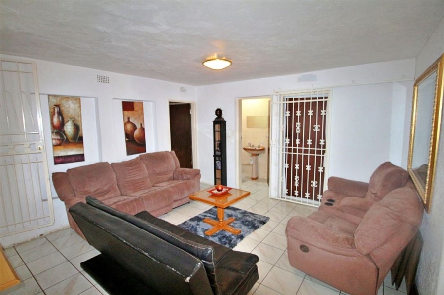 9 Bedroom Property for Sale in Edleen Gauteng