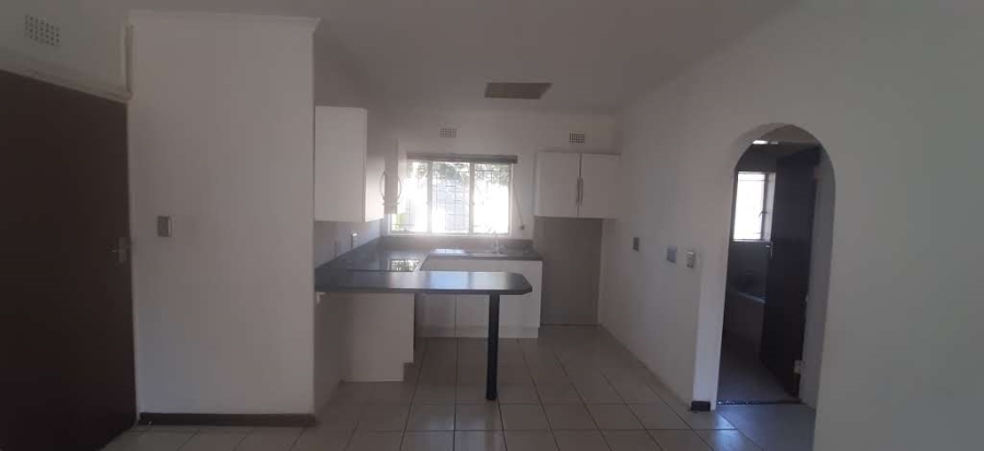 9 Bedroom Property for Sale in Edleen Gauteng