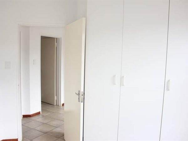 To Let 2 Bedroom Property for Rent in Aureus Gauteng