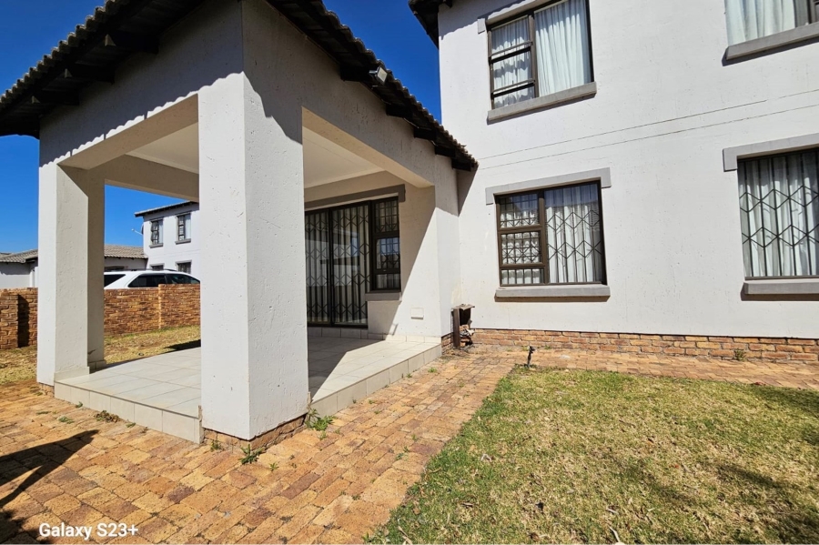 4 Bedroom Property for Sale in Chantelle Gauteng
