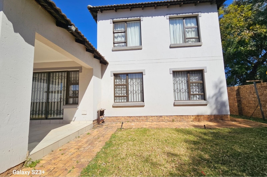 4 Bedroom Property for Sale in Chantelle Gauteng