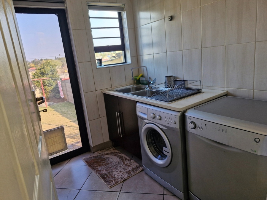 4 Bedroom Property for Sale in Terenure Gauteng