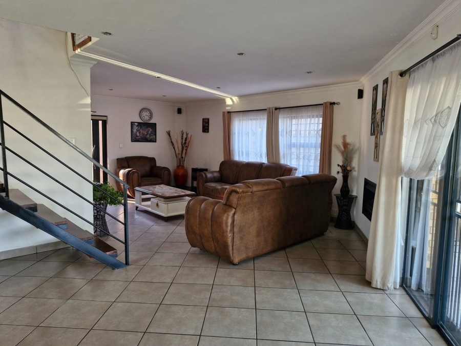 4 Bedroom Property for Sale in Terenure Gauteng