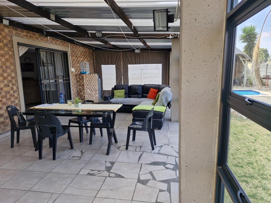 4 Bedroom Property for Sale in Terenure Gauteng