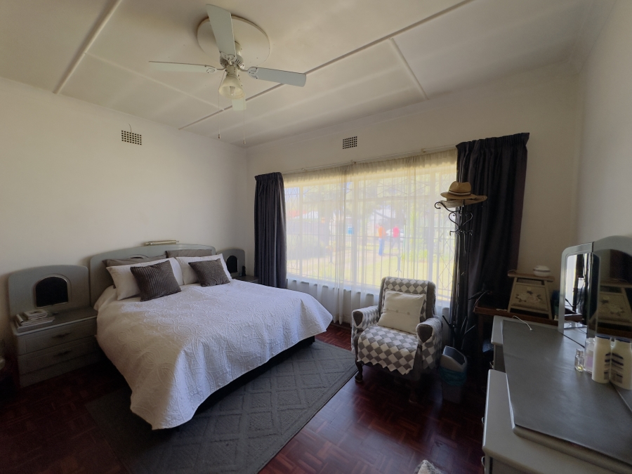 4 Bedroom Property for Sale in Verwoerdpark Gauteng