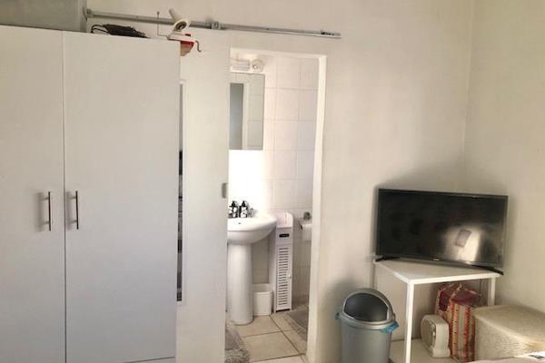 4 Bedroom Property for Sale in Verwoerdpark Gauteng
