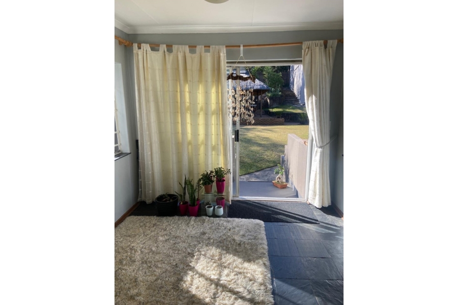 2 Bedroom Property for Sale in Constantia Kloof Gauteng