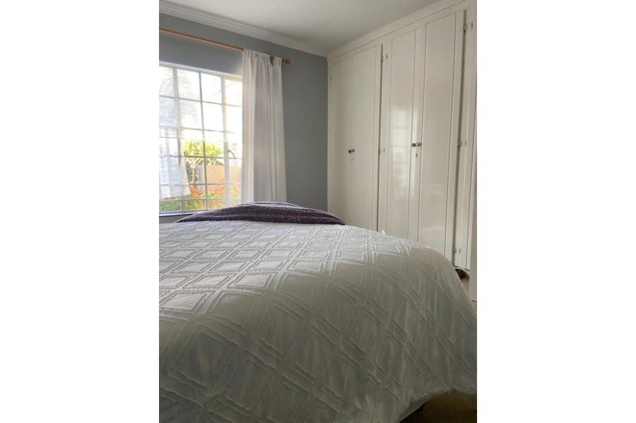 2 Bedroom Property for Sale in Constantia Kloof Gauteng
