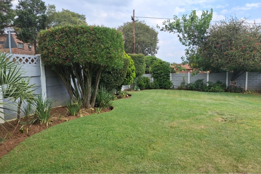 4 Bedroom Property for Sale in Ridgeway Gauteng