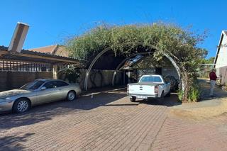 4 Bedroom Property for Sale in Brackenhurst Gauteng