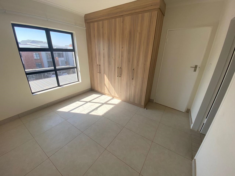 2 Bedroom Property for Sale in Glen Marais Gauteng