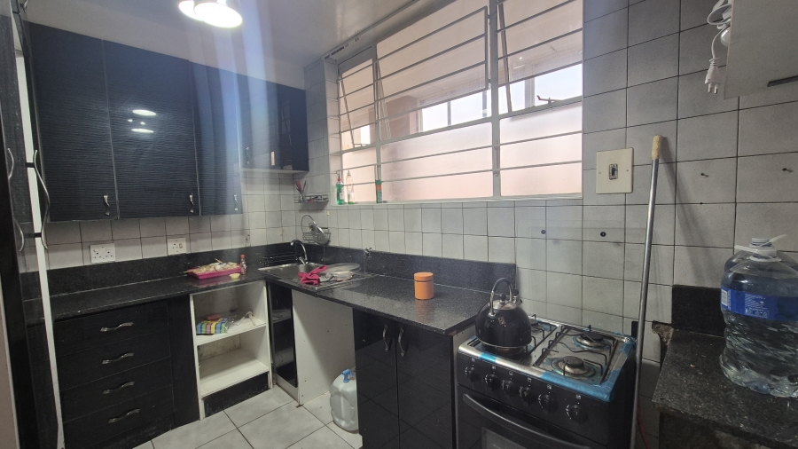 To Let 2 Bedroom Property for Rent in Bedford Gardens Gauteng