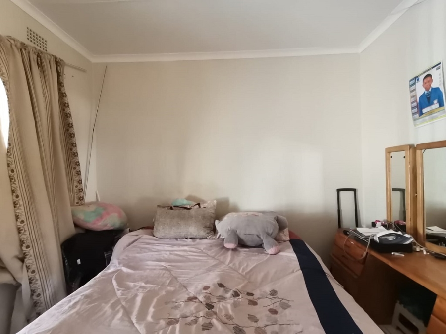 4 Bedroom Property for Sale in Glenvista Gauteng