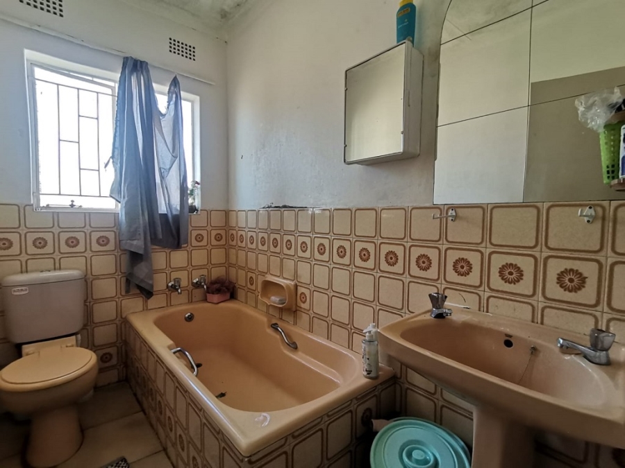 4 Bedroom Property for Sale in Glenvista Gauteng