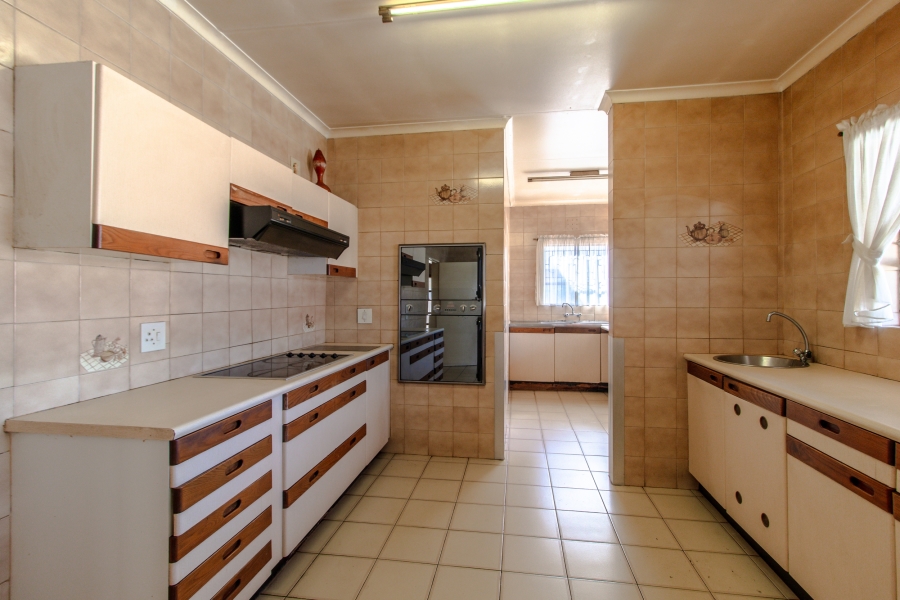 4 Bedroom Property for Sale in Bruma Gauteng