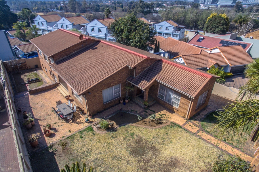 4 Bedroom Property for Sale in Bruma Gauteng