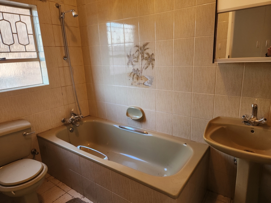 4 Bedroom Property for Sale in Bruma Gauteng